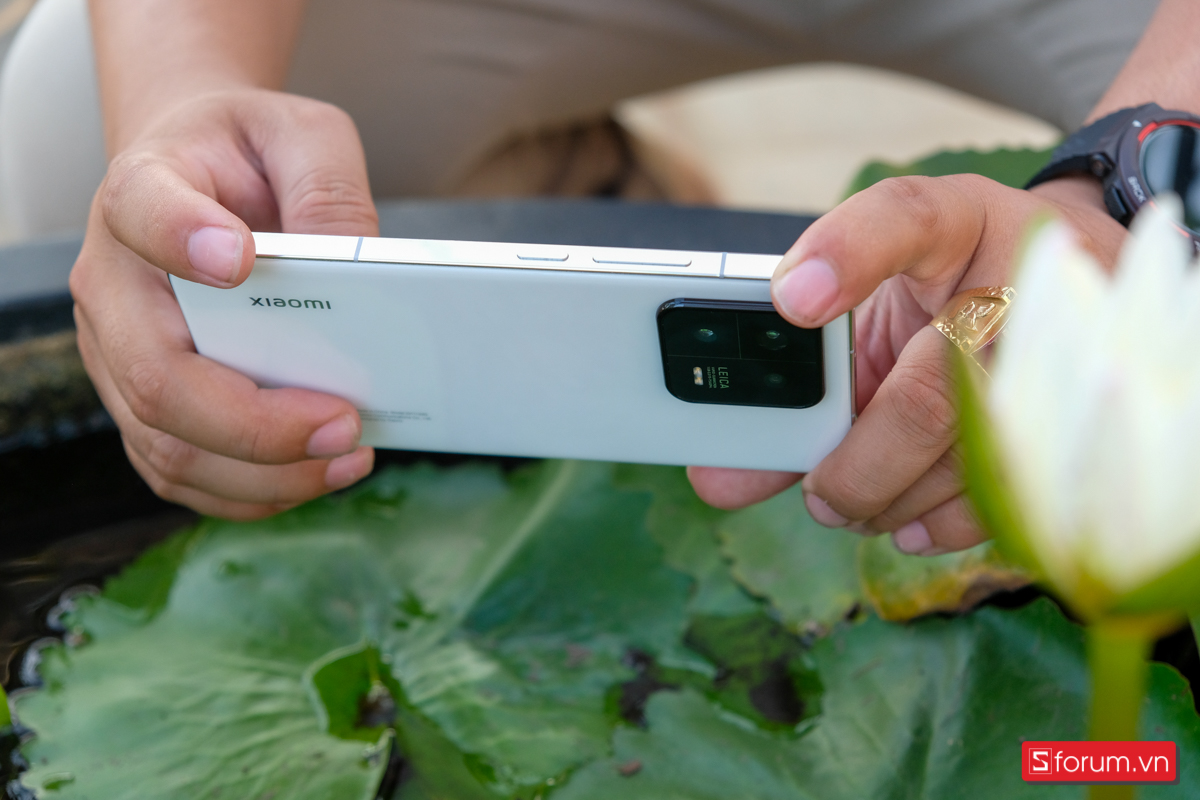 Một trong những yếu tố khiến mình quyết định sở hữu ngay em Xiaomi 13 chính là camera