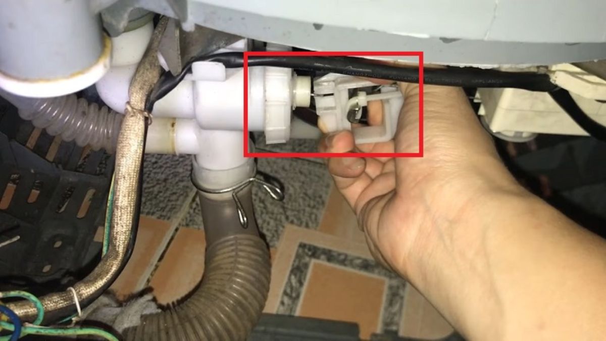 Các nguyên nhân máy giặt không xả nước