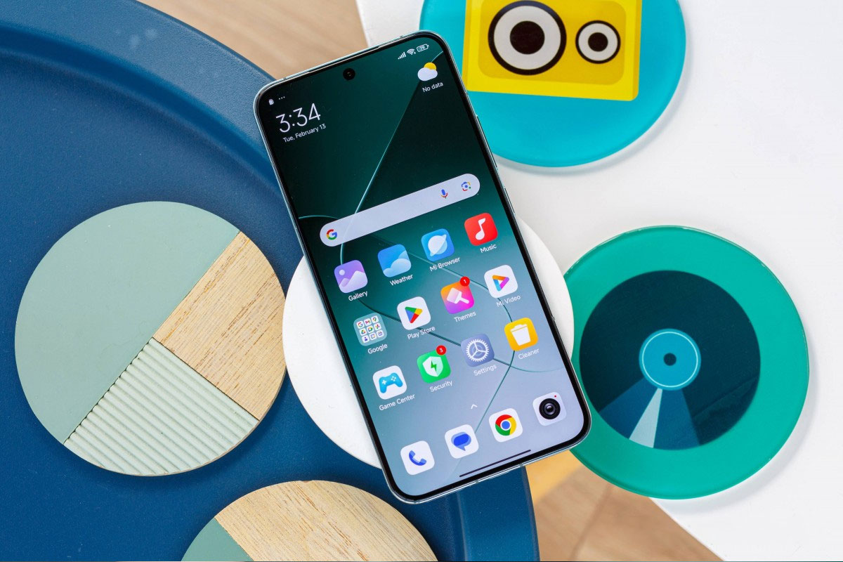 Xiaomi 14 Pro được trang bị màn hình AMOLED 120Hz với độ phân giải 2K (1440 x 3200 Pixels) cho màu sắc trung thực
