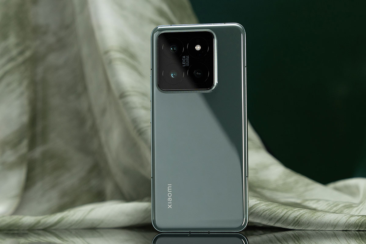 Xiaomi 14 Pro được trang bị viên pin 4610mAh, kèm khả năng sạc nhanh 90W
