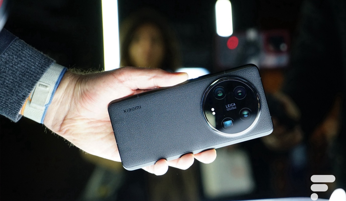 Xiaomi 14 Ultra được trang bị hệ thống ba camera sau vô cùng mạnh mẽ