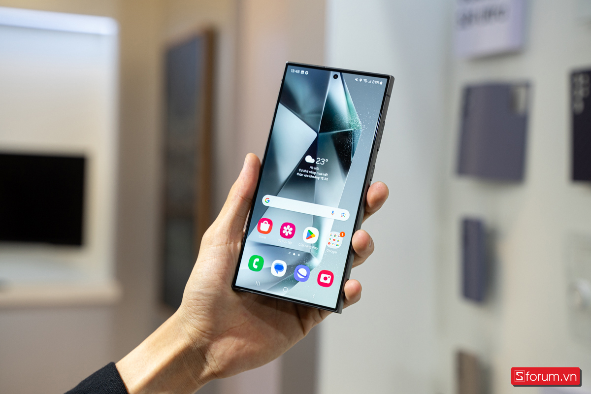 Galaxy S24 Ultra nổi trội với màn hình Dynamic AMOLED 2X có kích thước 6.8 inch