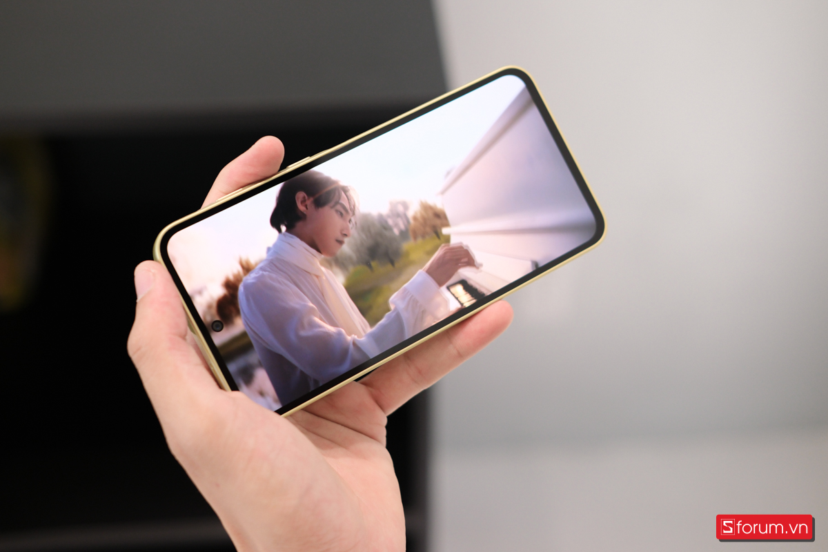 Galaxy A36 có màn hình lớn hơn Galaxy A35