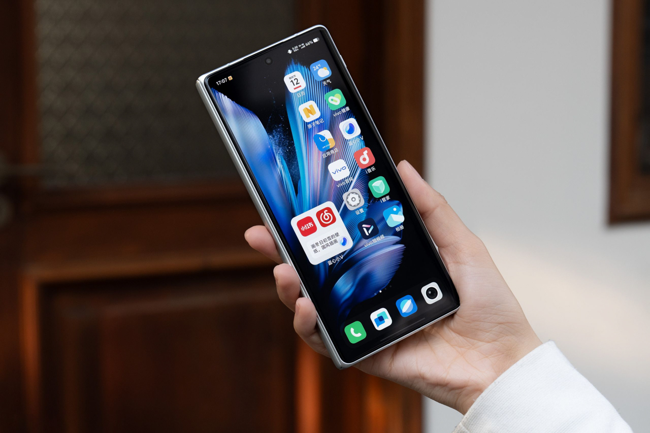 Màn hình ngoài vivo X Fold 3