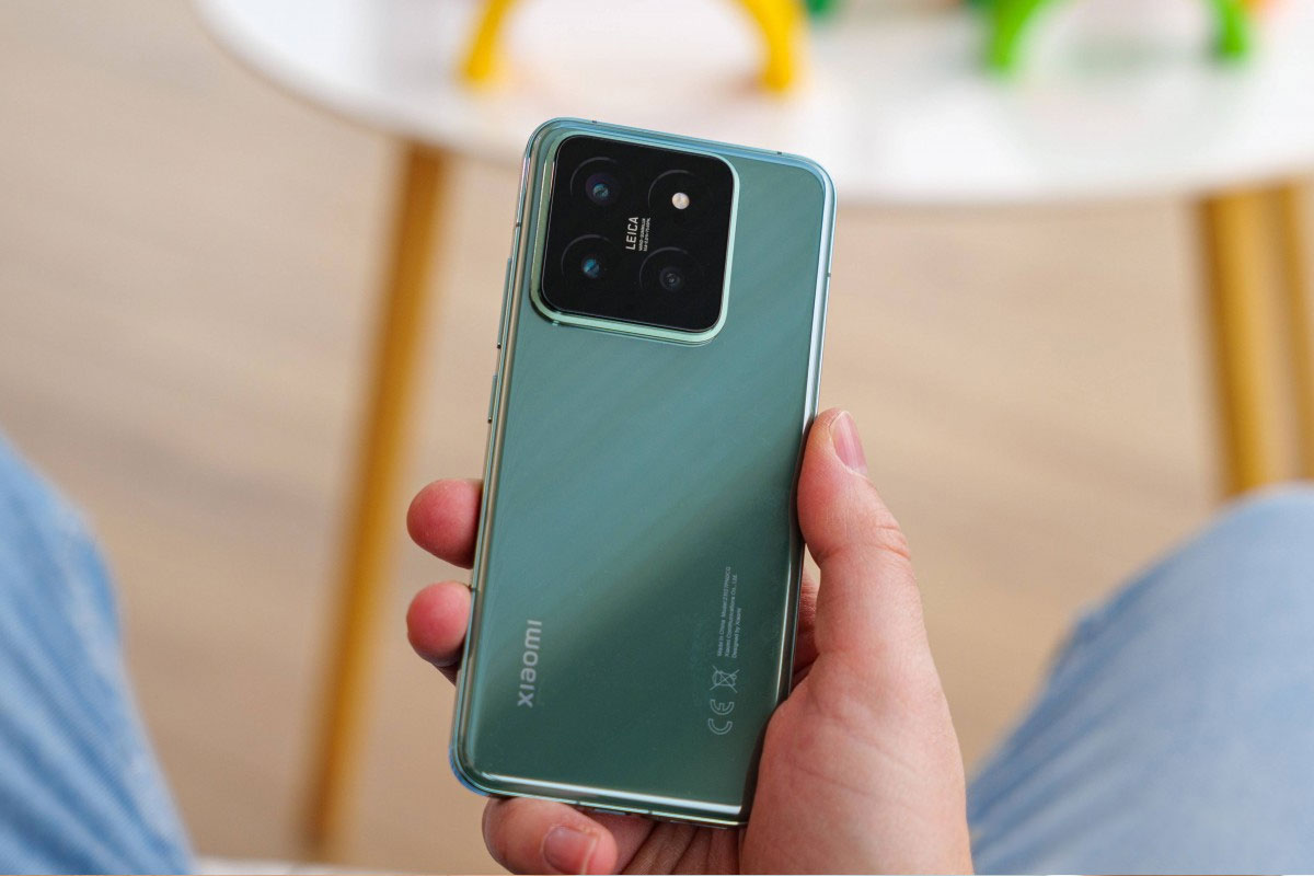 Phần cụm camera và các ống kính đã được làm lớn hơn so với Xiaomi 13