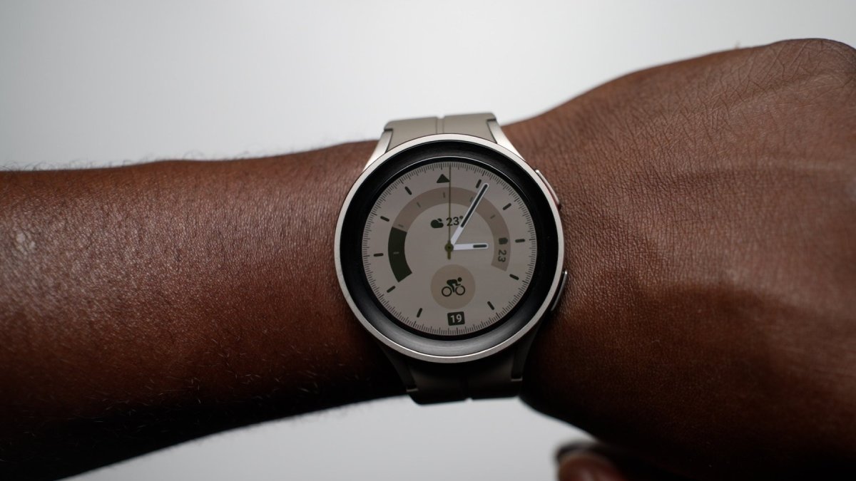 Galaxy Watch5 Pro có thời lượng pin tuyệt vời