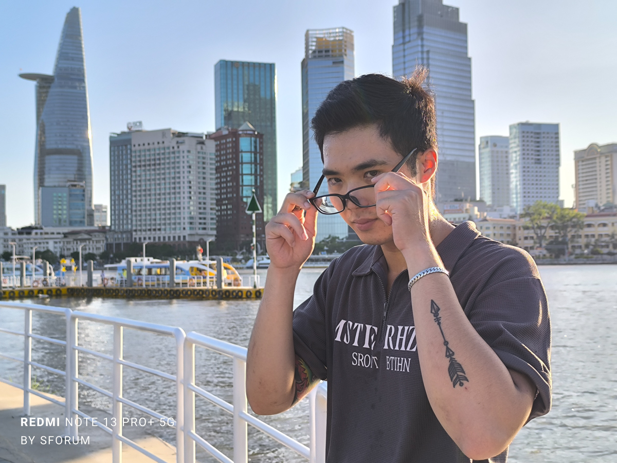 So sánh Galaxy A55 và Redmi Note 13 Pro Plus