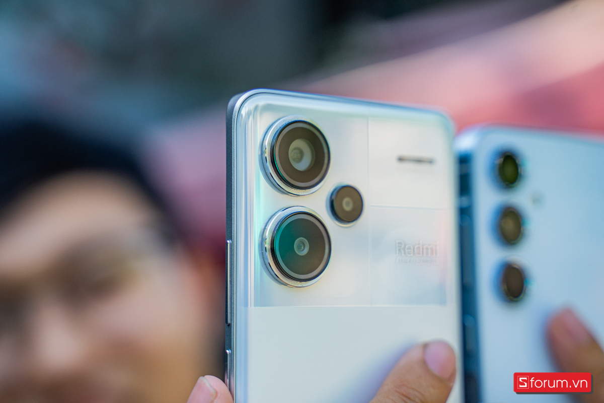 So sánh camera Galaxy A55 và Redmi Note 13 Pro Plus