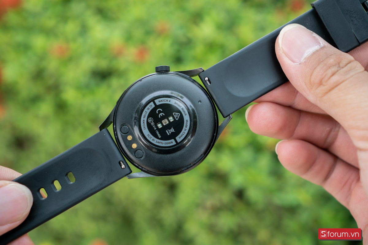 SoundPEATS Watch 4