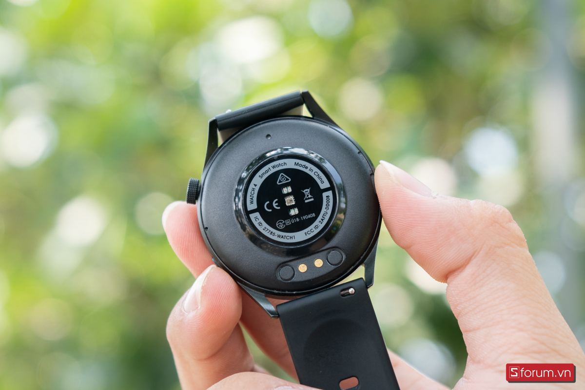SoundPEATS Watch 4