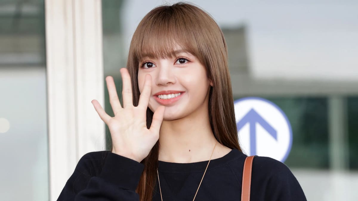 Hình ảnh Lisa cười