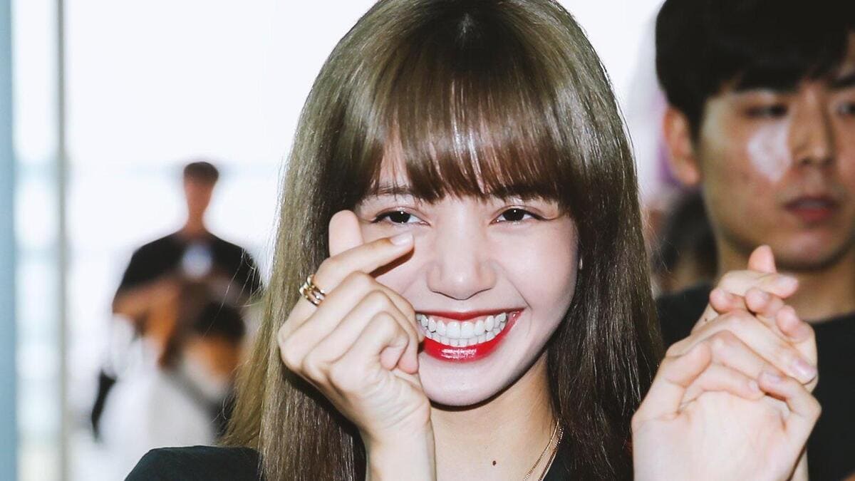 Ảnh Lisa cười đẹp nhất