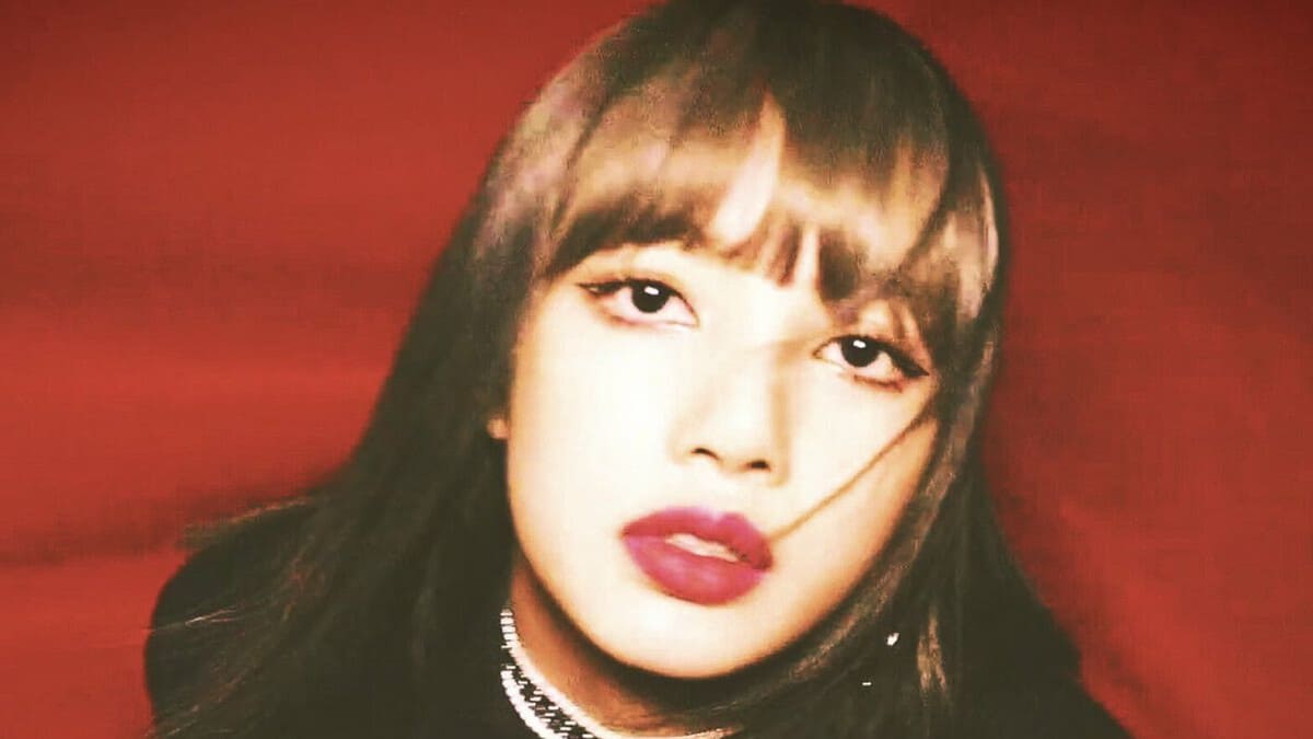 Ảnh Lisa ngầu đẹp nhất