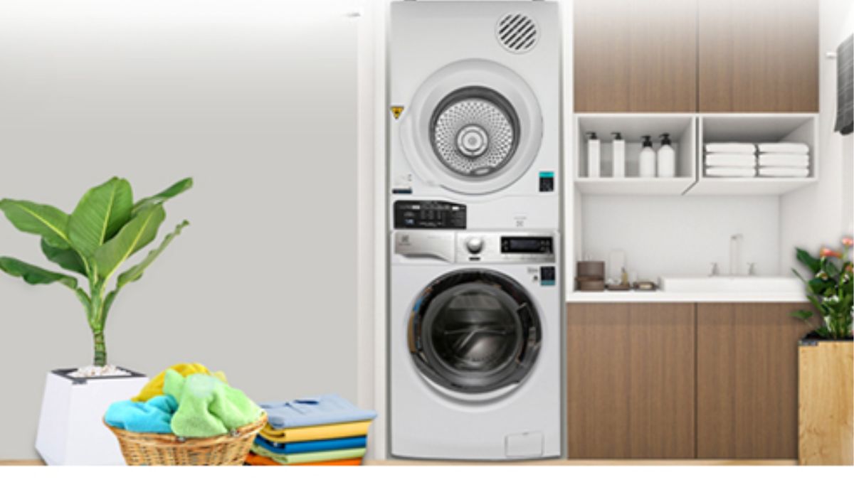 Có thể đặt máy sấy trên máy giặt để tiết kiệm diện tích không?