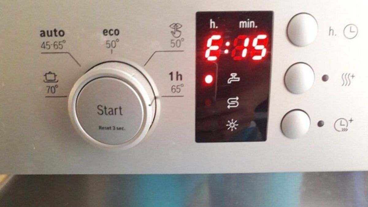 sửa máy rửa bát electrolux