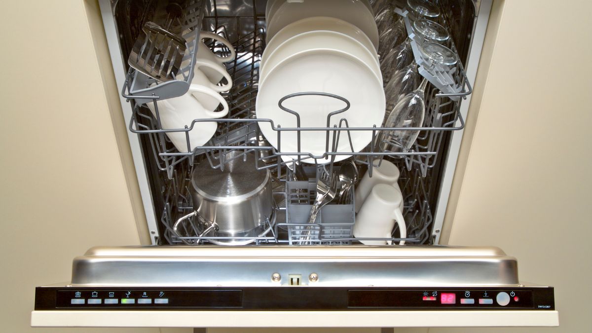 sửa máy rửa bát electrolux
