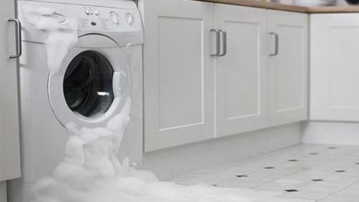 Nguyên nhân gây ra lỗi máy giặt bị chảy nước2