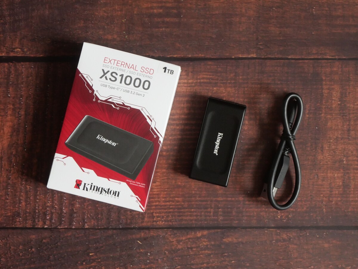 Ổ cứng di động Kingston SSD XS1000 USB 3.2 Gen 2 1TB