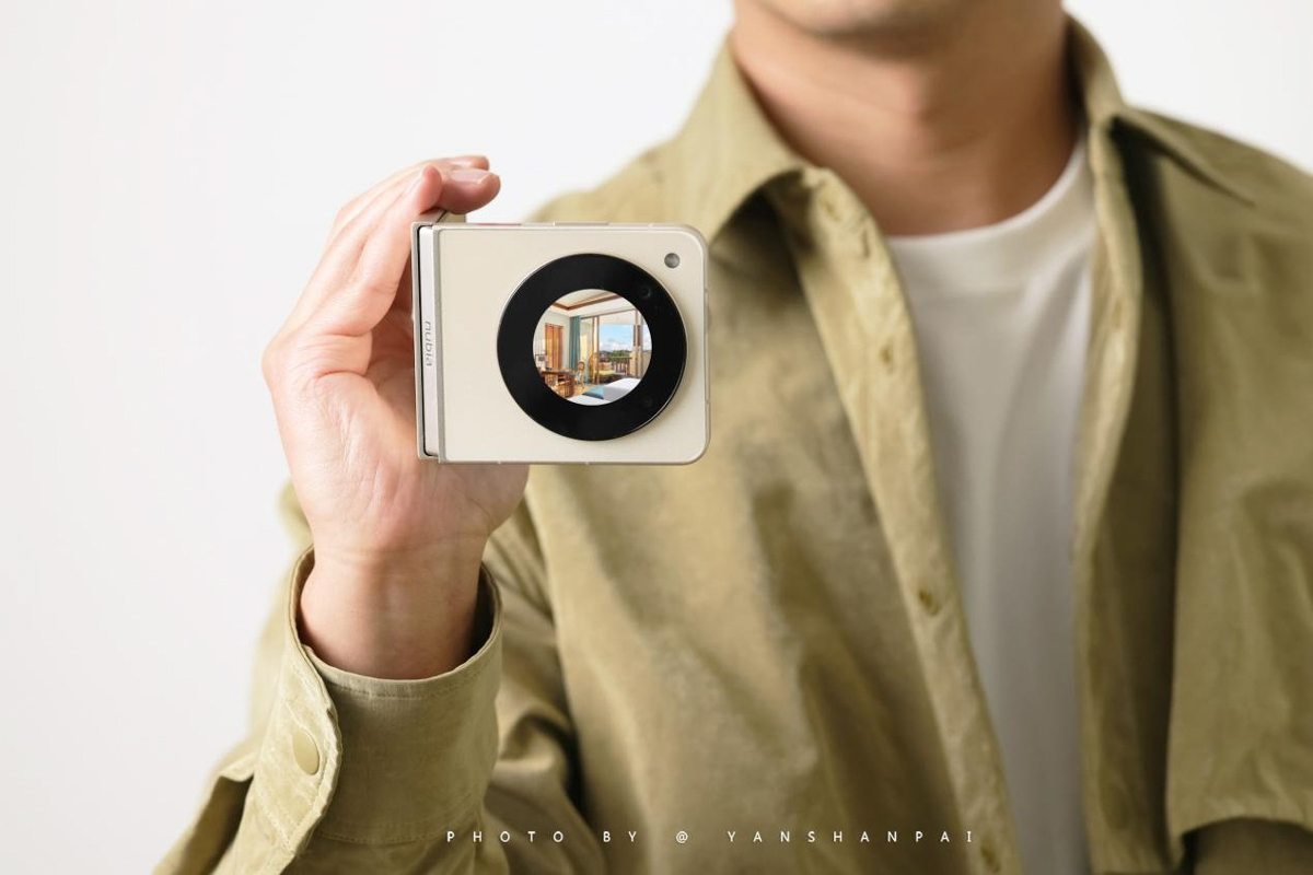 Nubia Flip chỉ được trang bị camera kép